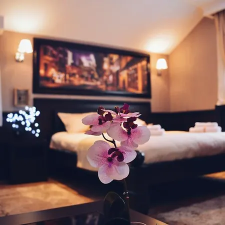 Lux * Belgrade